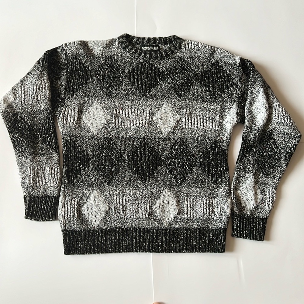 Vintage Expressions International Mens Crew Neck Knit Sweater Black White Size M